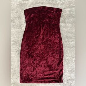 Steps NY‎ Chic Strapless Velvet Dress in Deep Burgundy Size Small